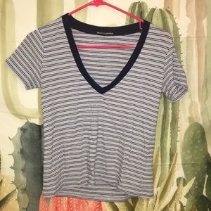 Brandy Melville t-shirt